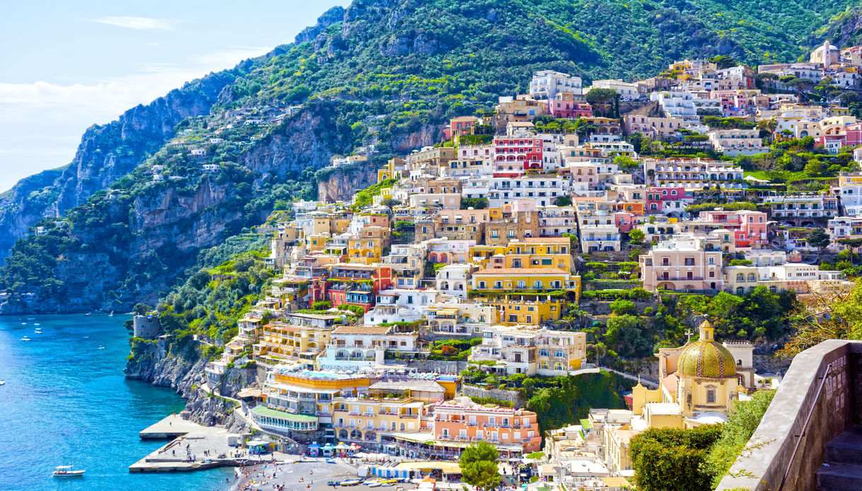 Tour privato Costiera Amalfitana più Positano, intera giornata da Napoli